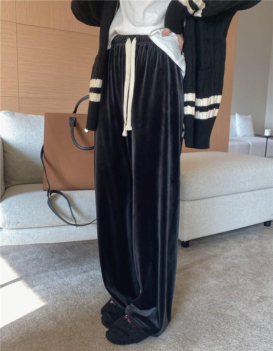 Gerardo Wide Leg Velvet Pants In Purple
