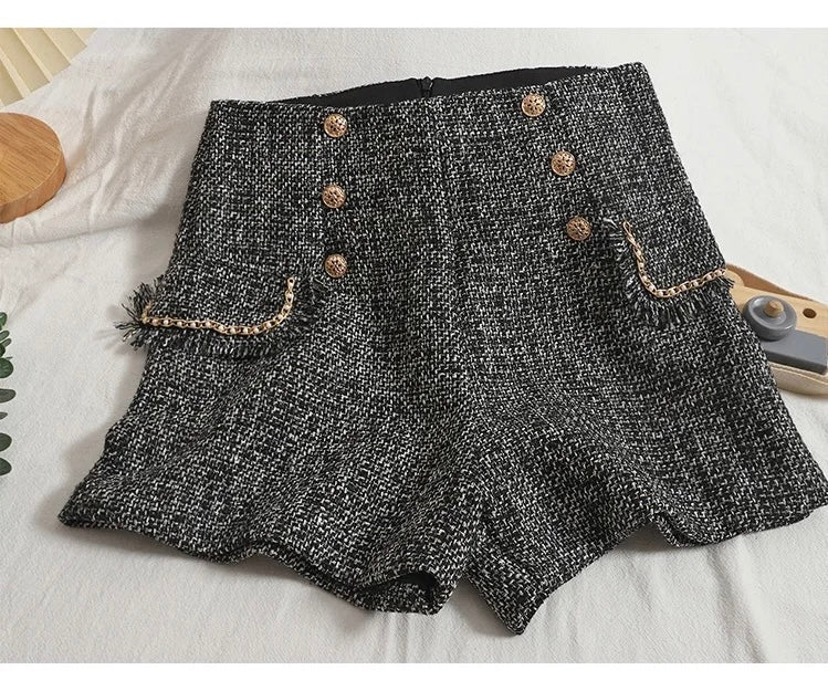 Sula Premium Tweed Shorts with Buttons In Black