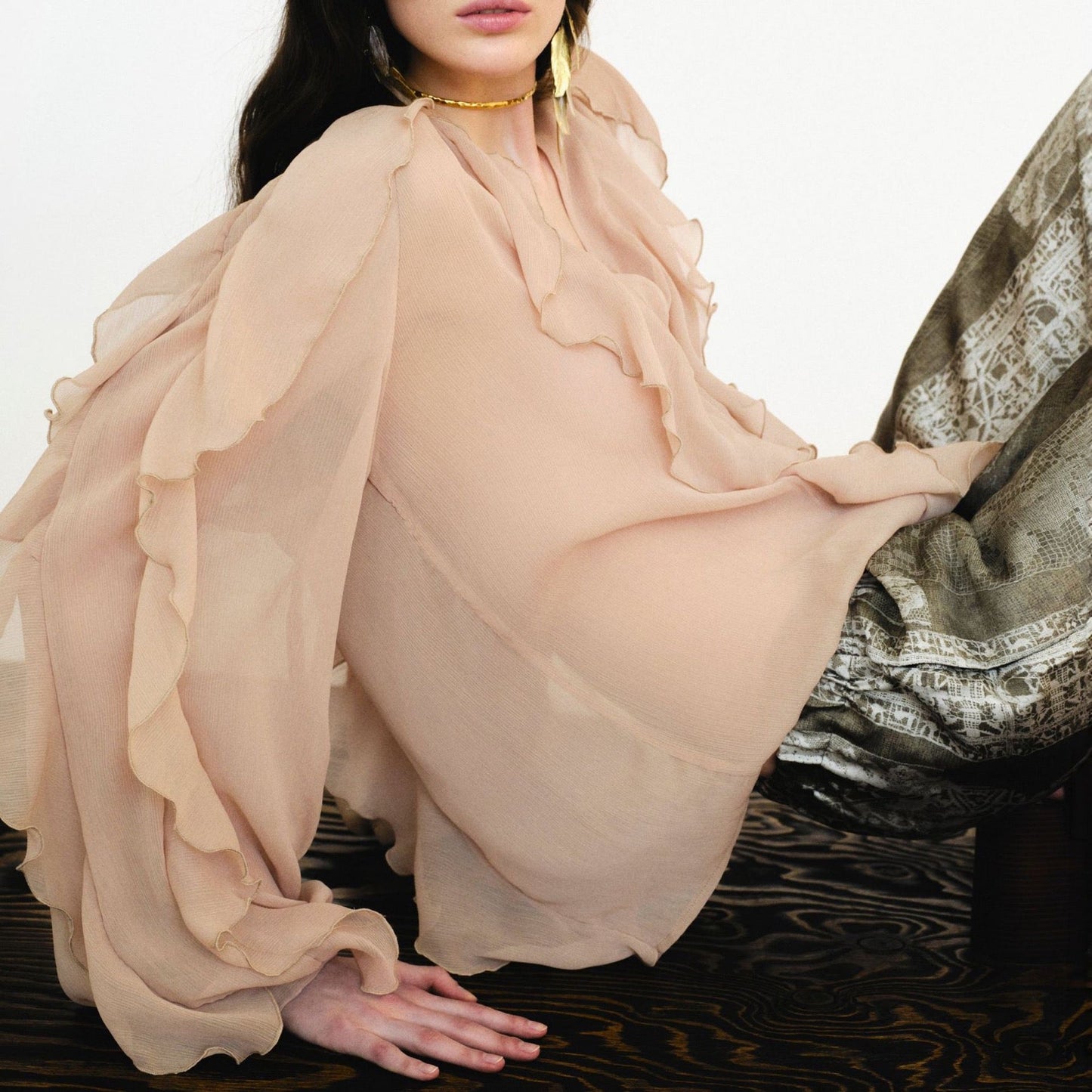 Saga Organza Ruffled Top In Beige