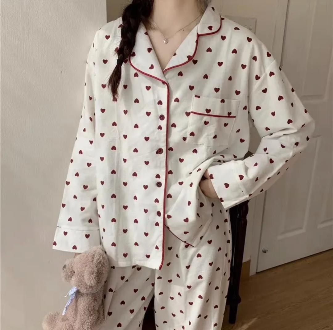 Emani Heart Print Nightsuit In White
