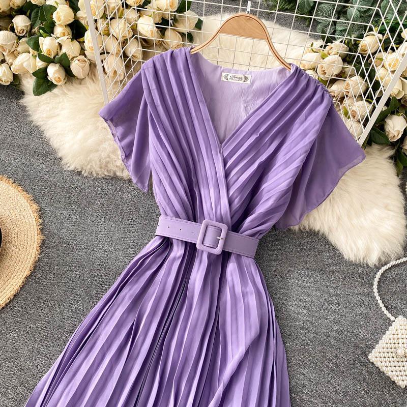 Parota Statement Dress In Purple