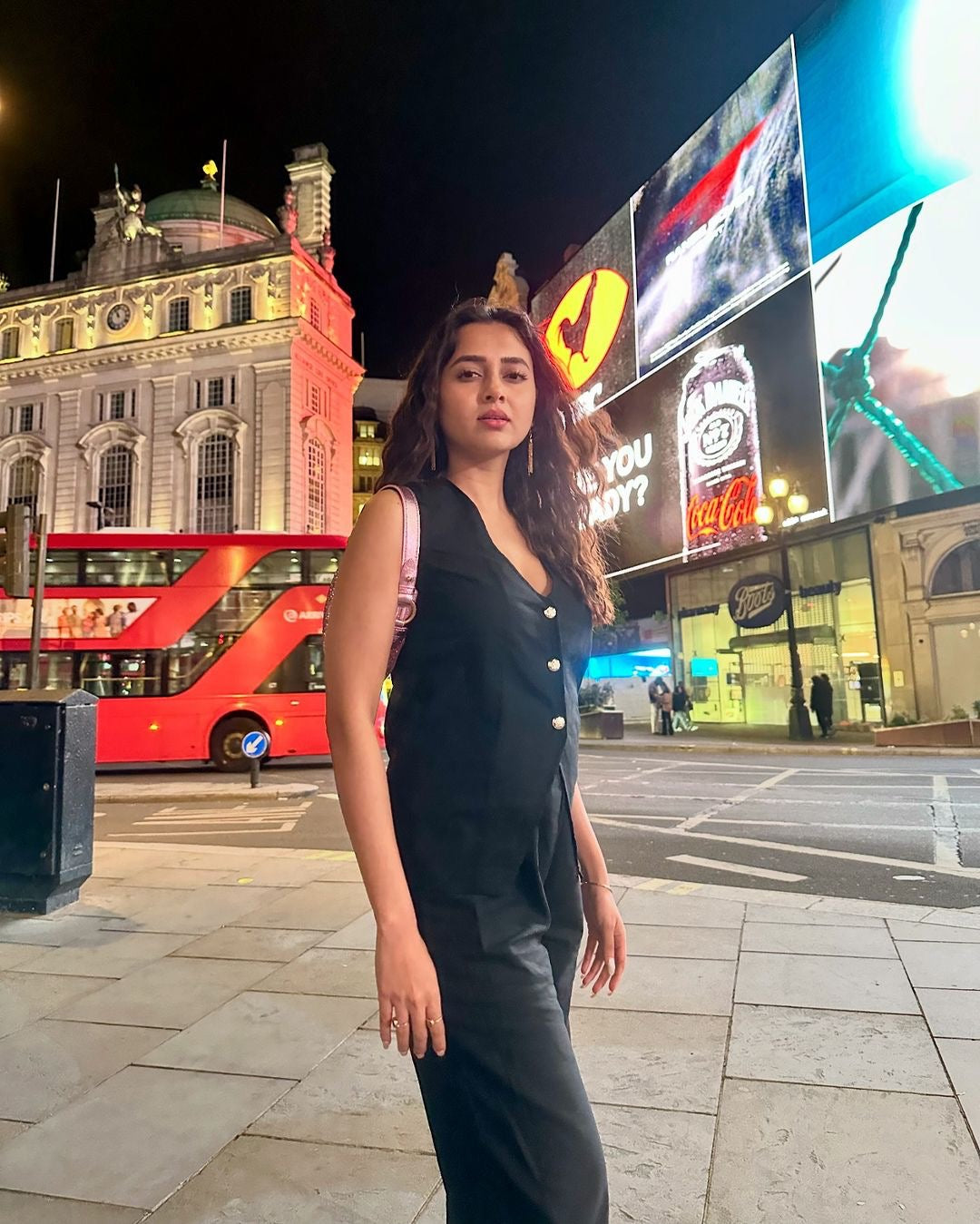 Laiden Statement Linen Vest Suit with Pants In Beige