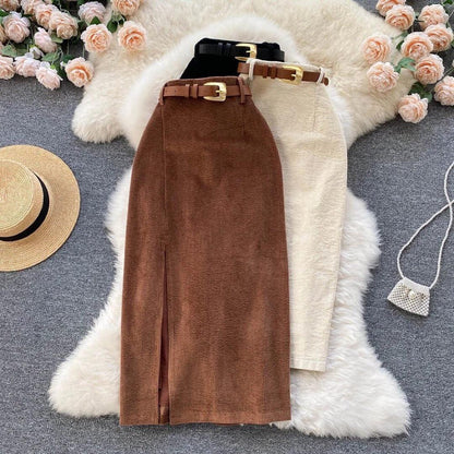 Lucas Statement Skirt In Black