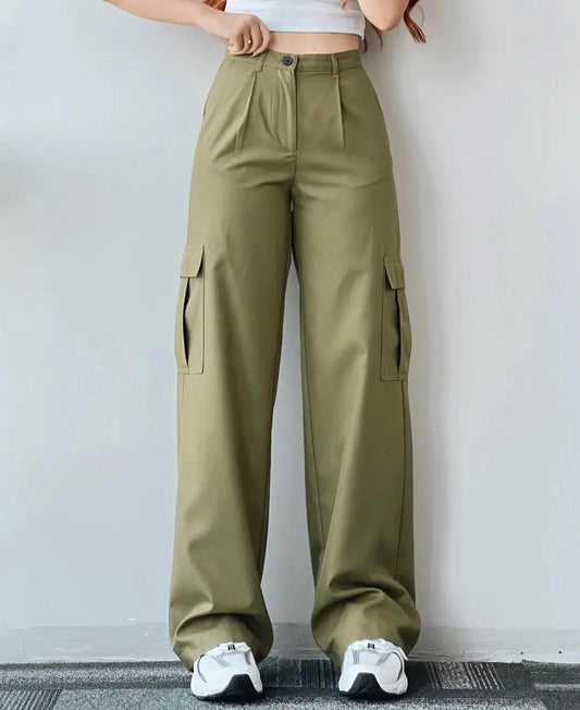 Roderno Cargo Statement Pants In Olive