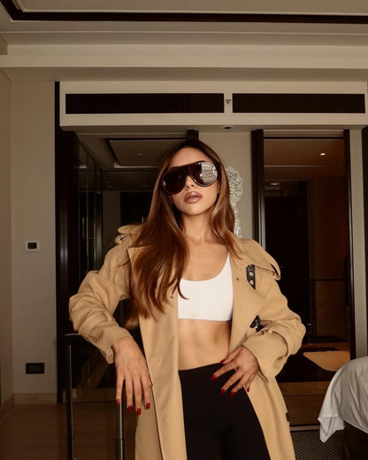 Essie Statement Premium Trenchcoat In Khaki