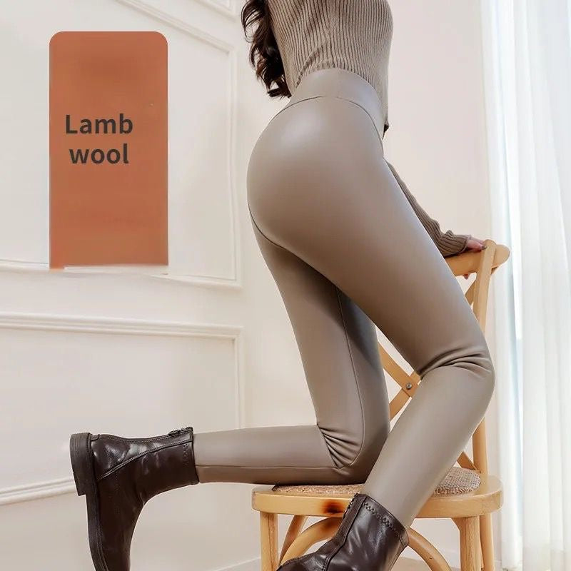 Roy Leather Slimming Premium Fleece Leggings In Black