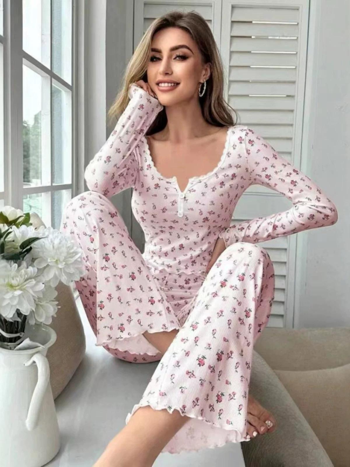 Simian Floral Nightsuit