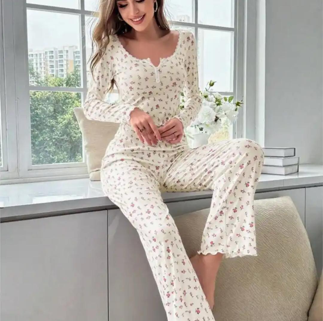 Simian Floral Nightsuit