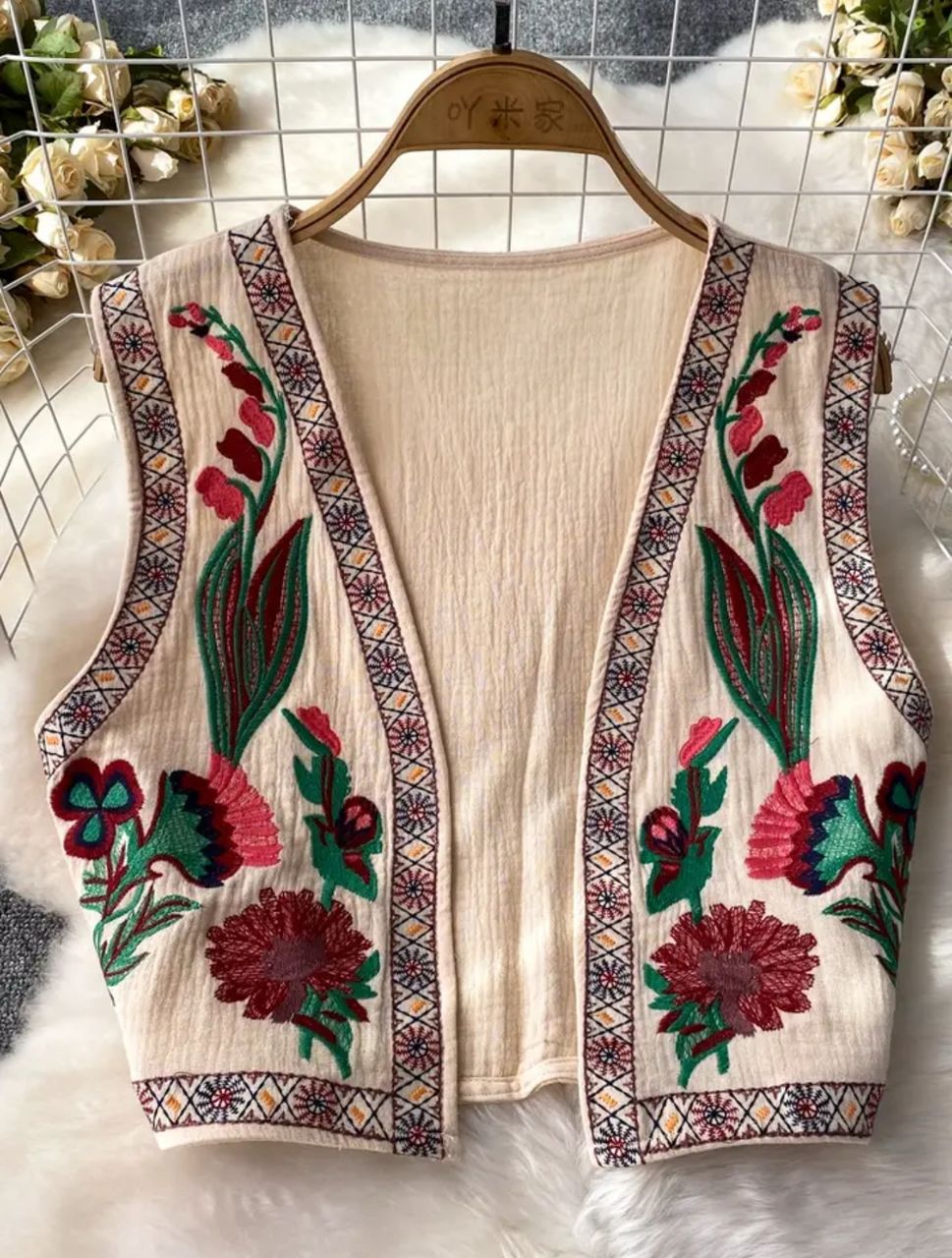 Cari Statement Vest Top In Beige