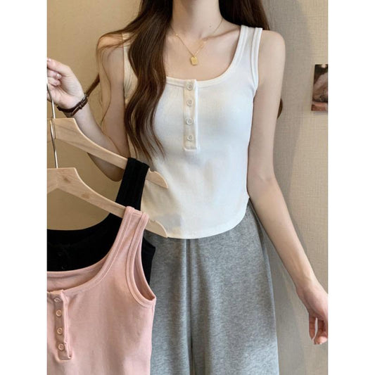 Junia Statement Summer Top In White