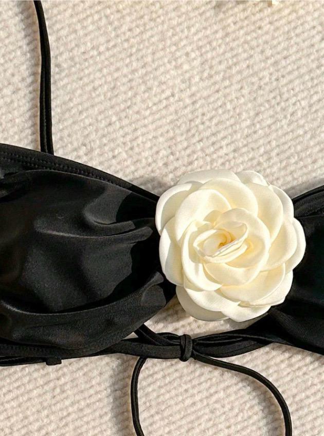 Meloe Rosette Summer Bikini In Black