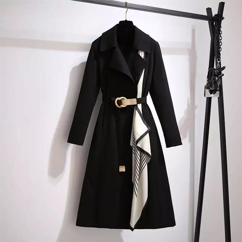 Dibella Luxury Trenchcoats In Black