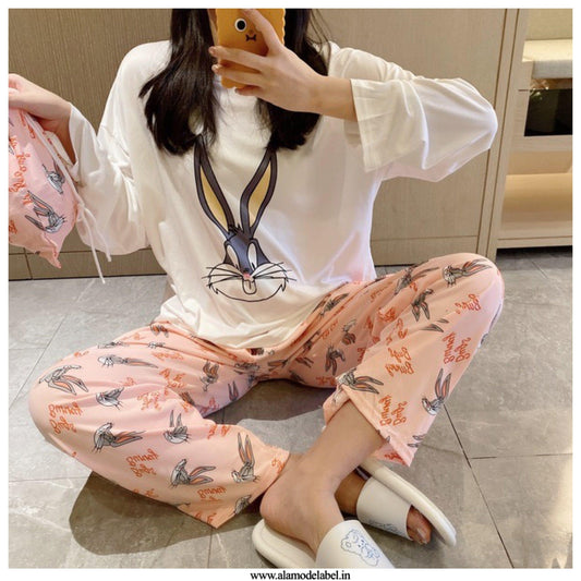 Iris Set of Cotton Nightsuit with Bag In Peach