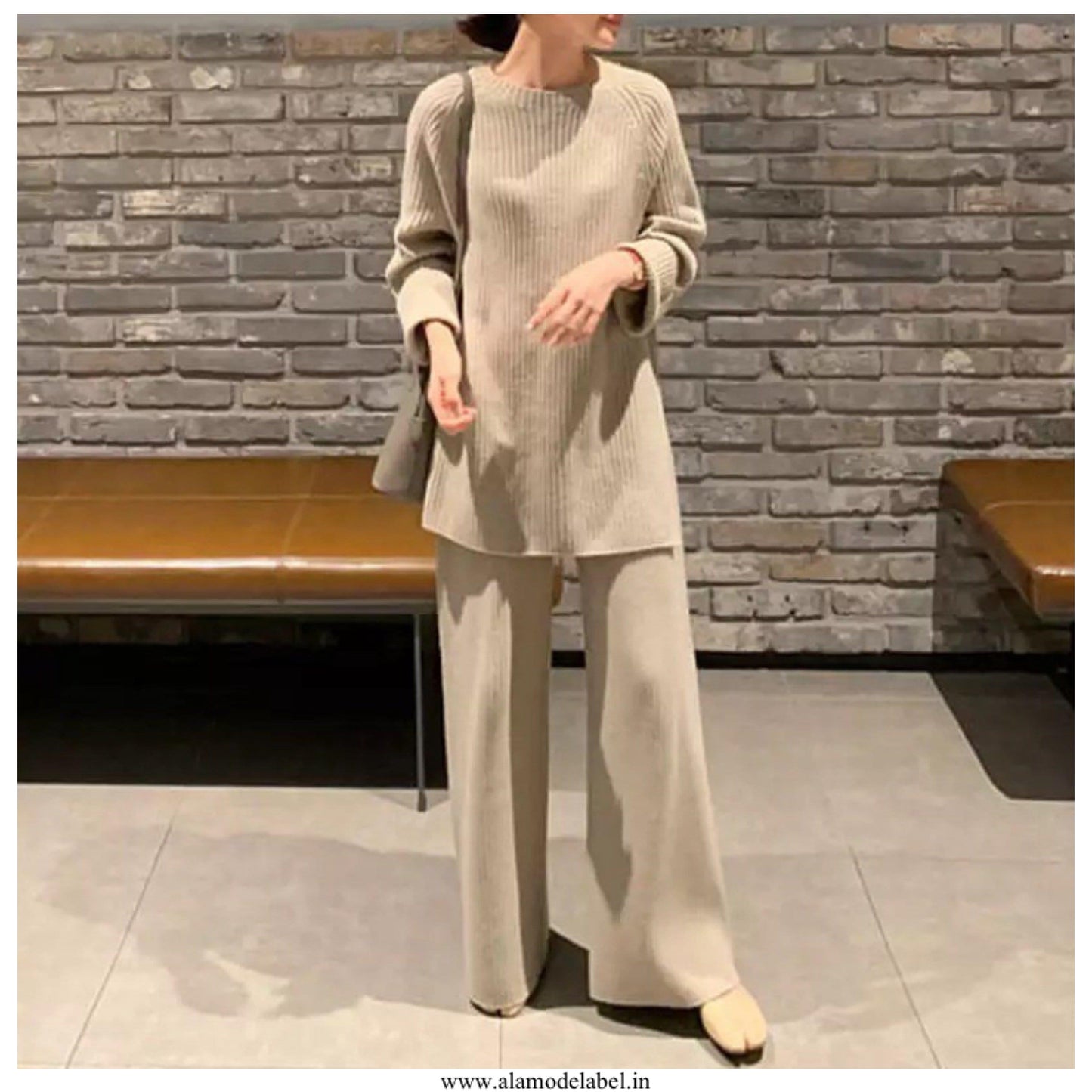 Bico Luxury Tracksets In Beige
